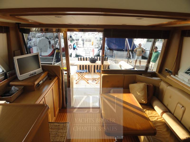 Mochi craft 51 dolphin