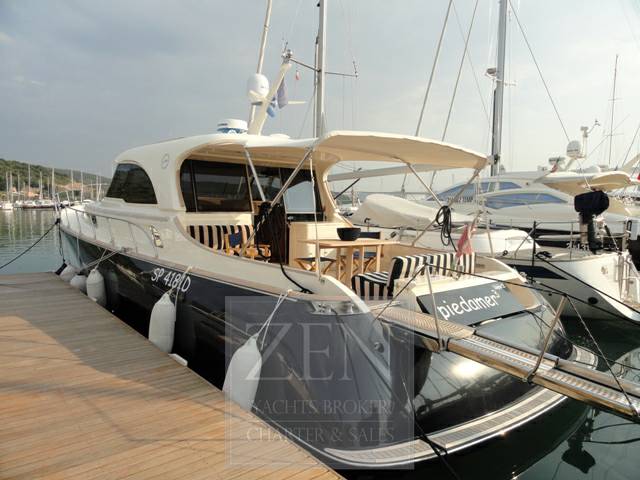 Mochi craft 51 dolphin