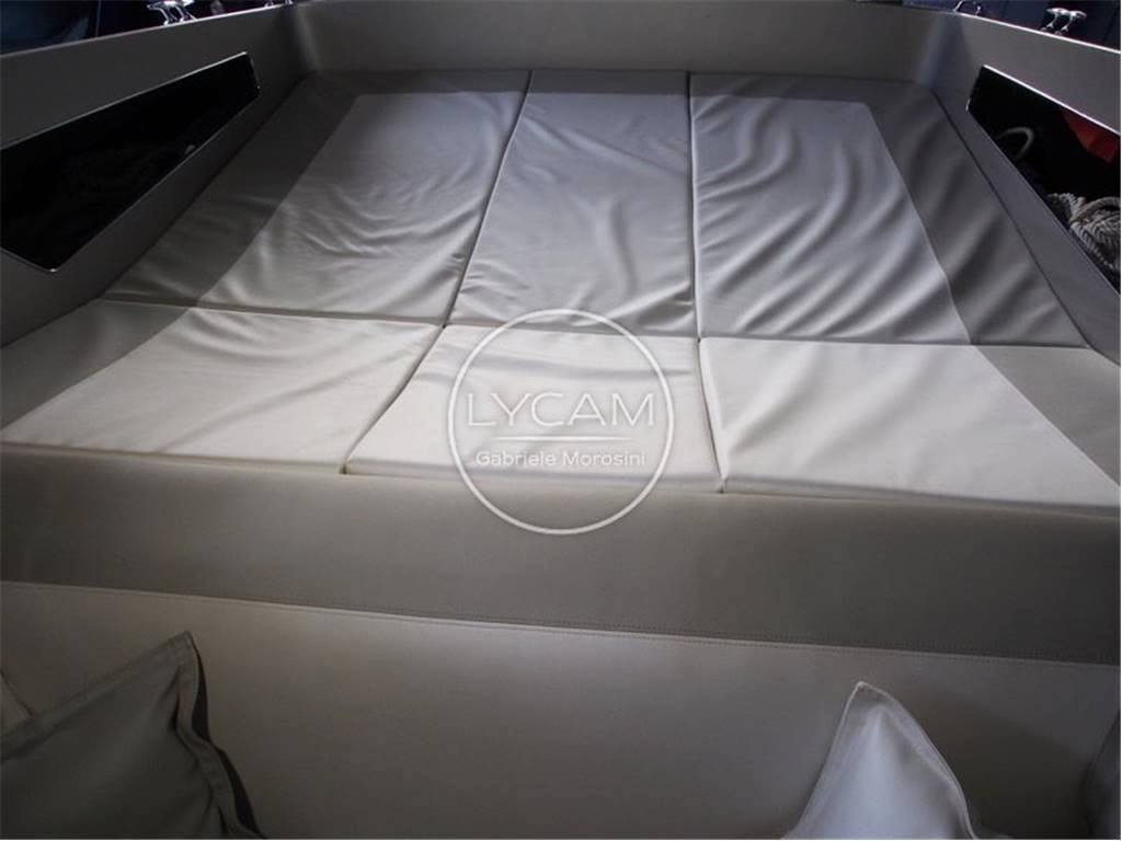 Riva sarnico St. tropez