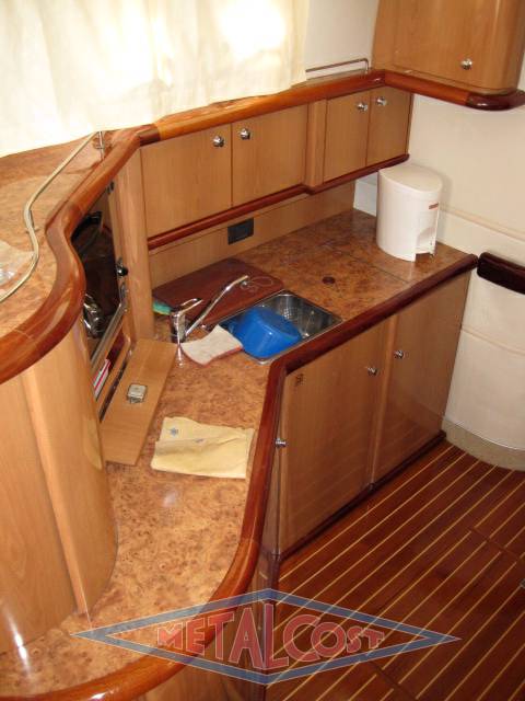 Sealine F 44