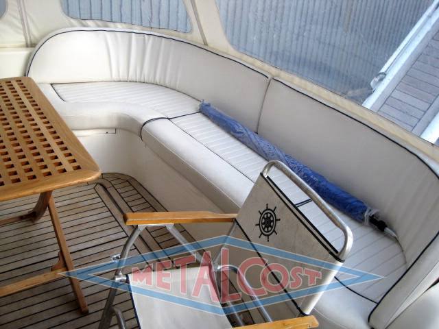 Sealine F 44