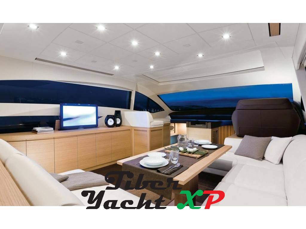 Pershing 64 - barca in esclusiva