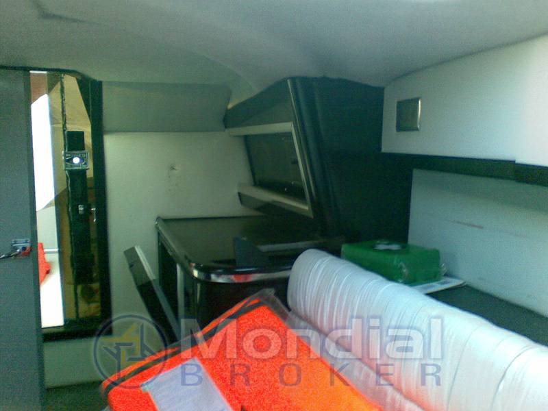 Wellcraft Scarab 31