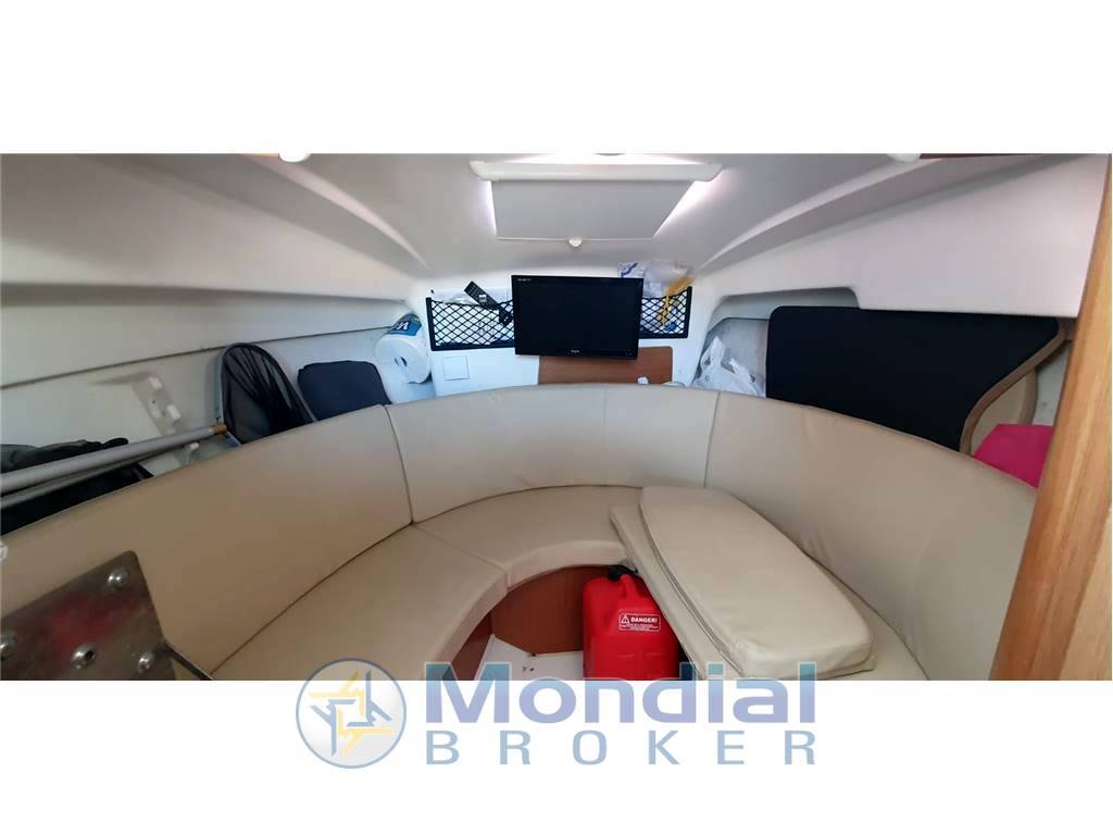 Beneteau Antares 7