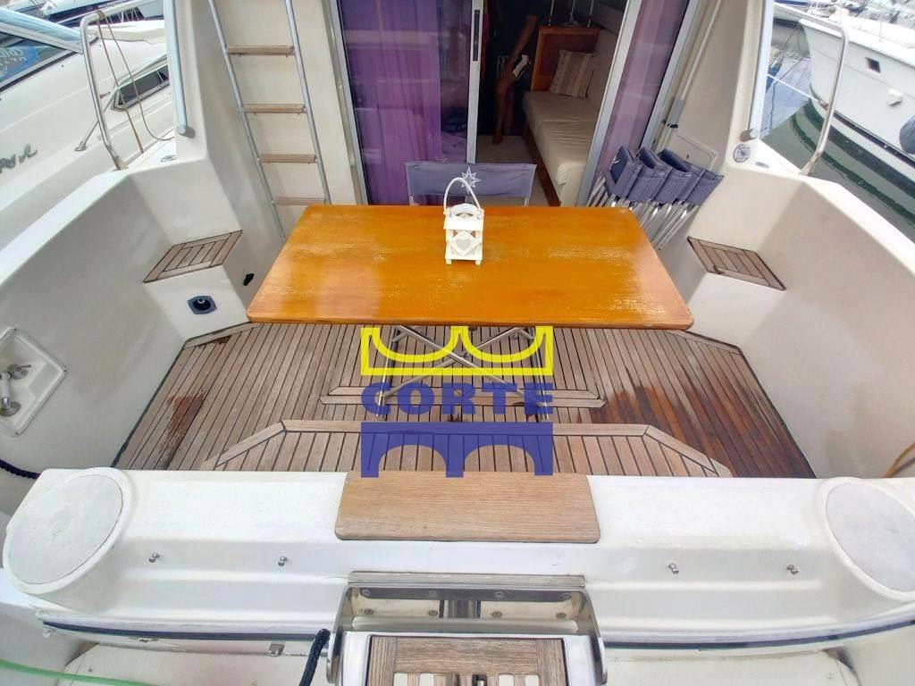 Azimut 37