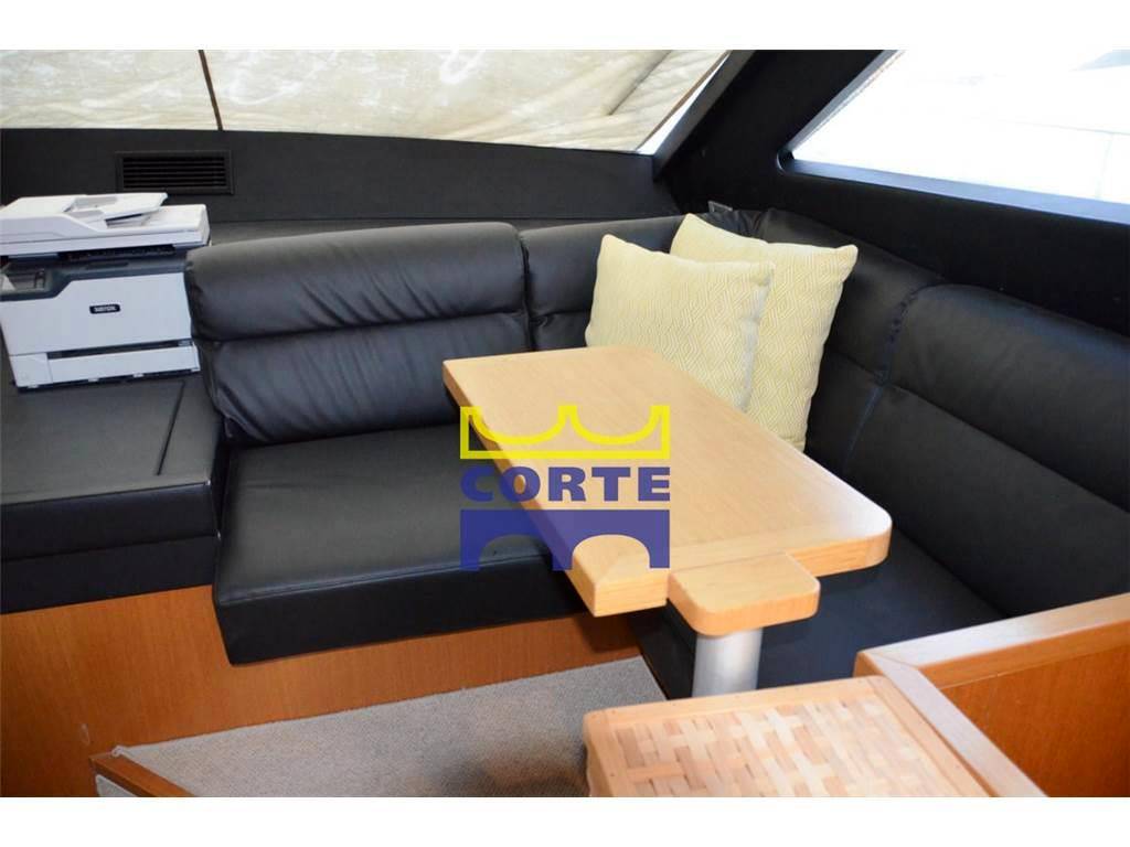 Ferretti yachts 780