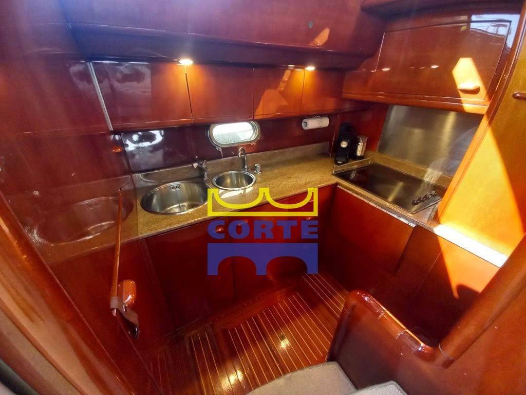 Ferretti yachts 53