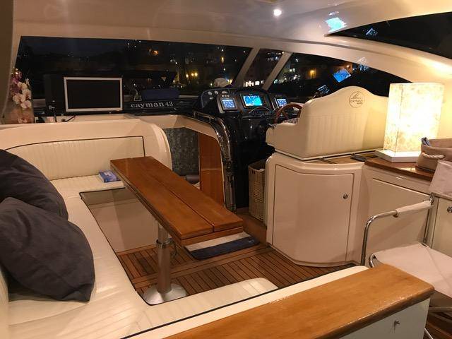 Cayman 43 wa