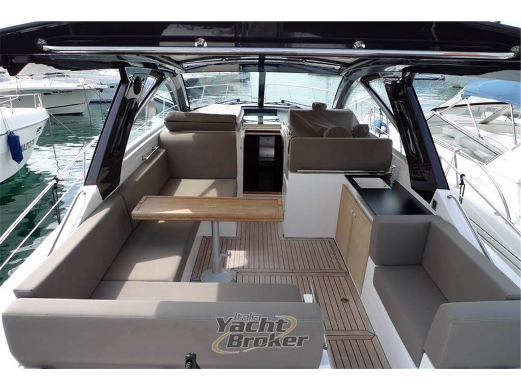 Sealine Solcio 35