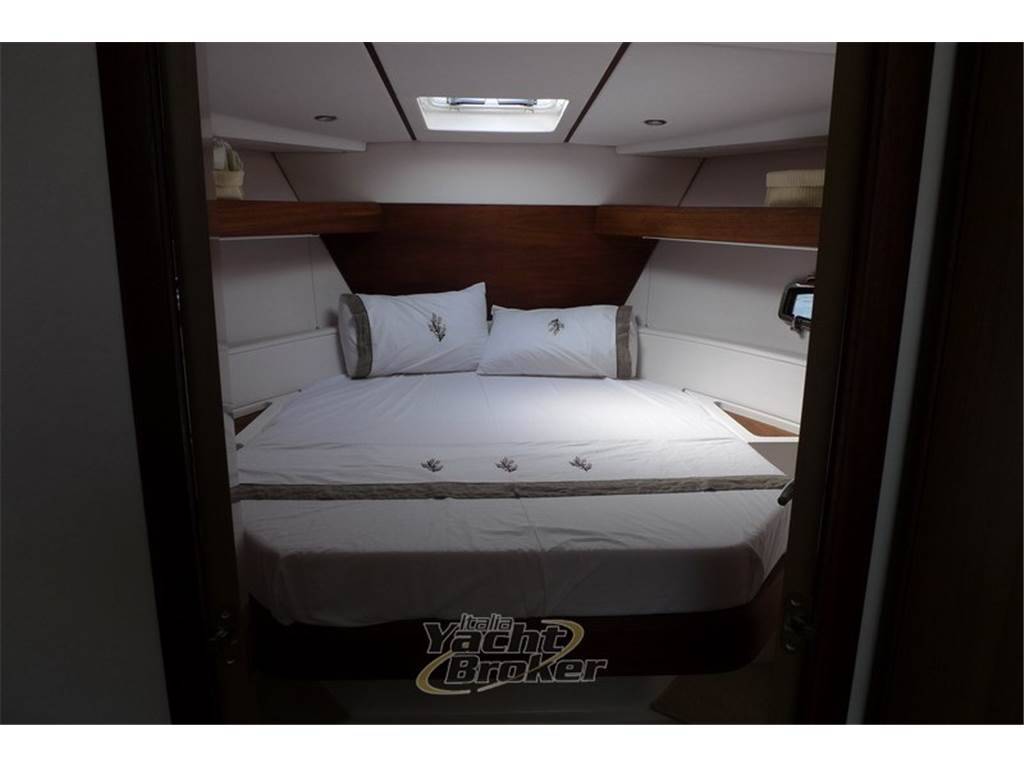 Sealine Solcio 35