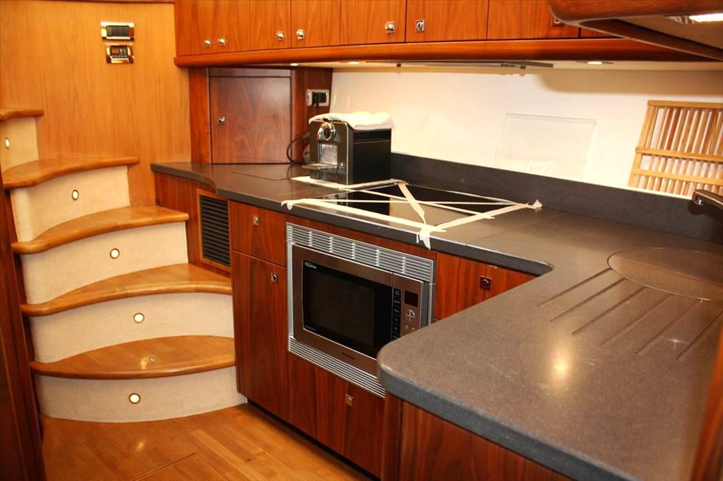Sunseeker Predator 52