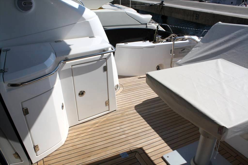 Sunseeker Predator 52