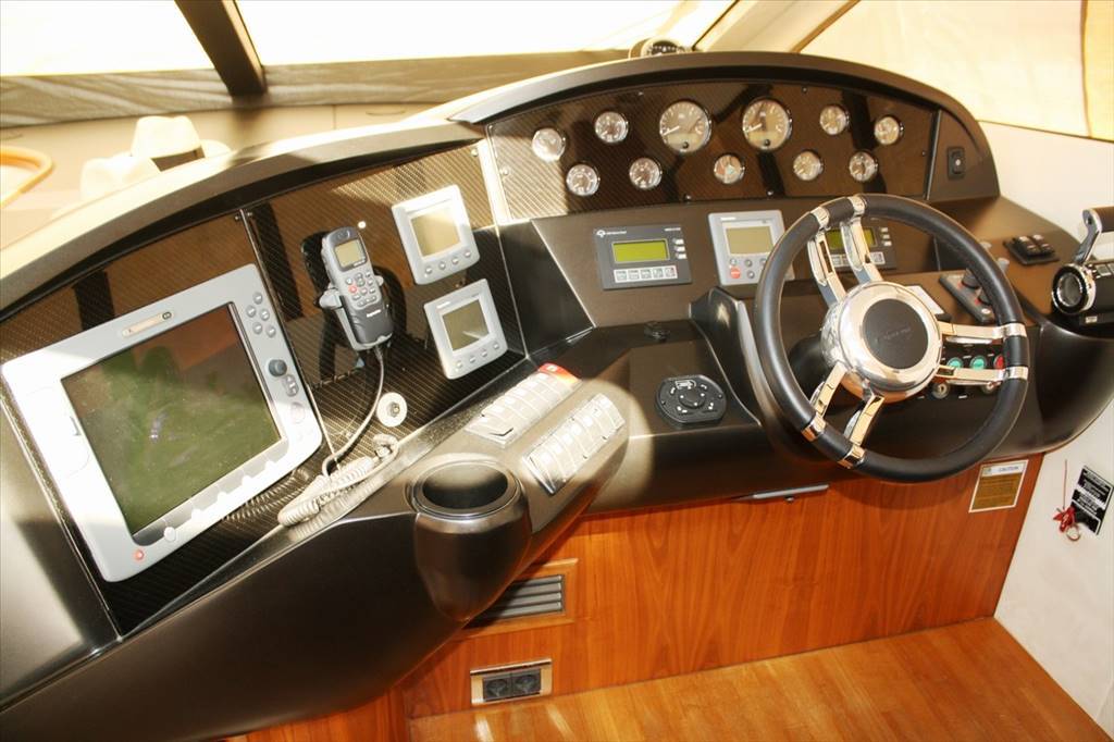 Sunseeker Predator 52