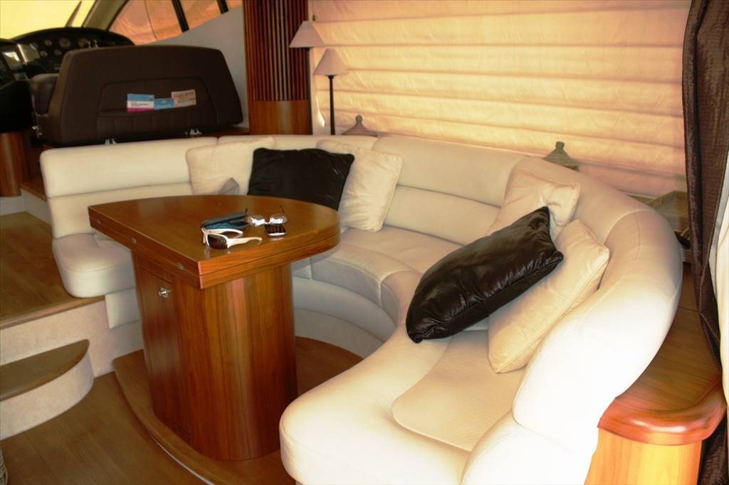 Sunseeker Predator 52