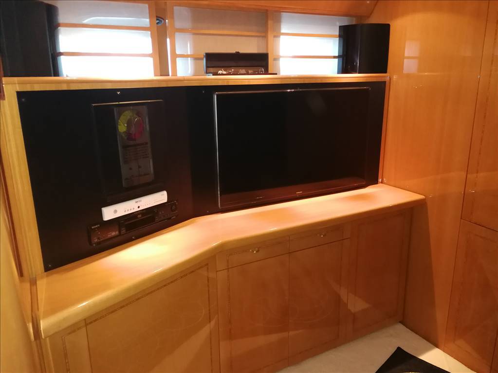 Cantiere navale arno Leopard 23