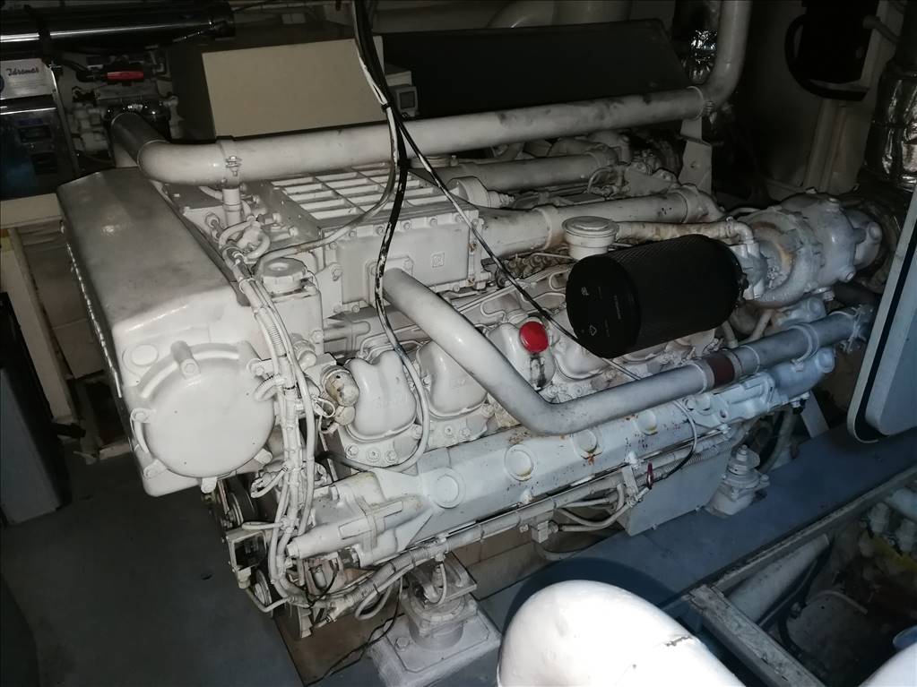 Cantiere navale arno Leopard 23