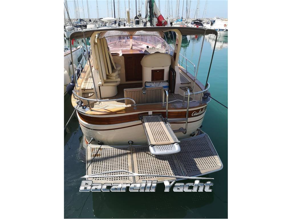 Fratelli aprea 32