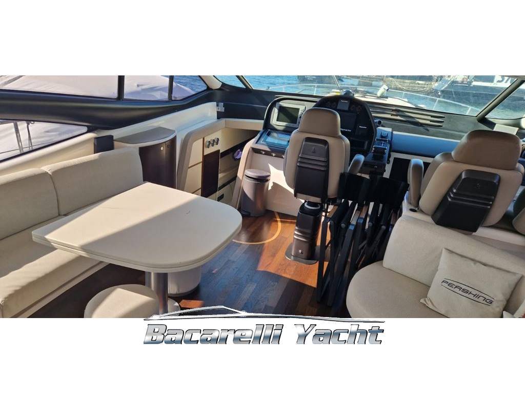 Pershing 62