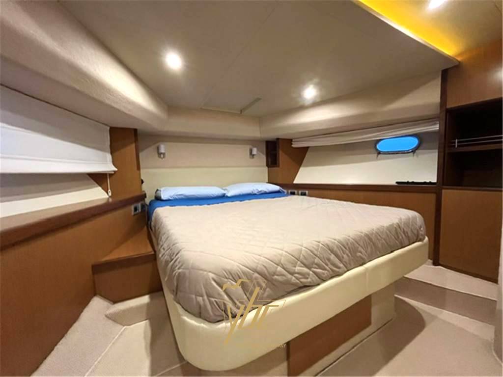 Ferretti yachts 630
