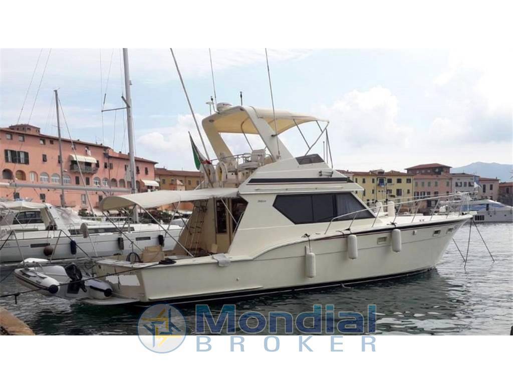 Hatteras 45 convertible