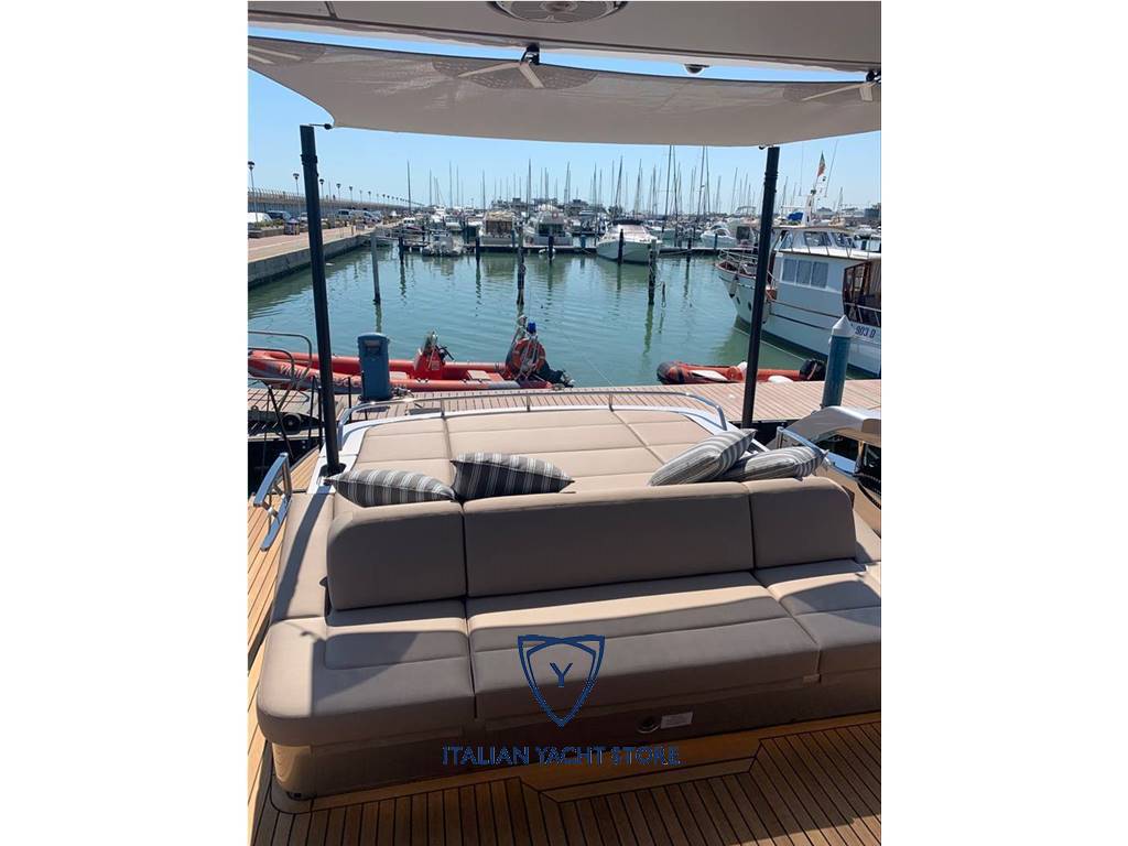 Pershing 7x