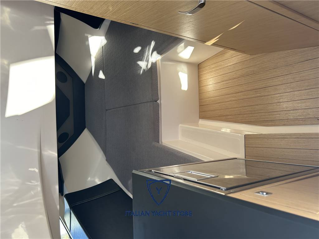 Sessa marine Key largo 27