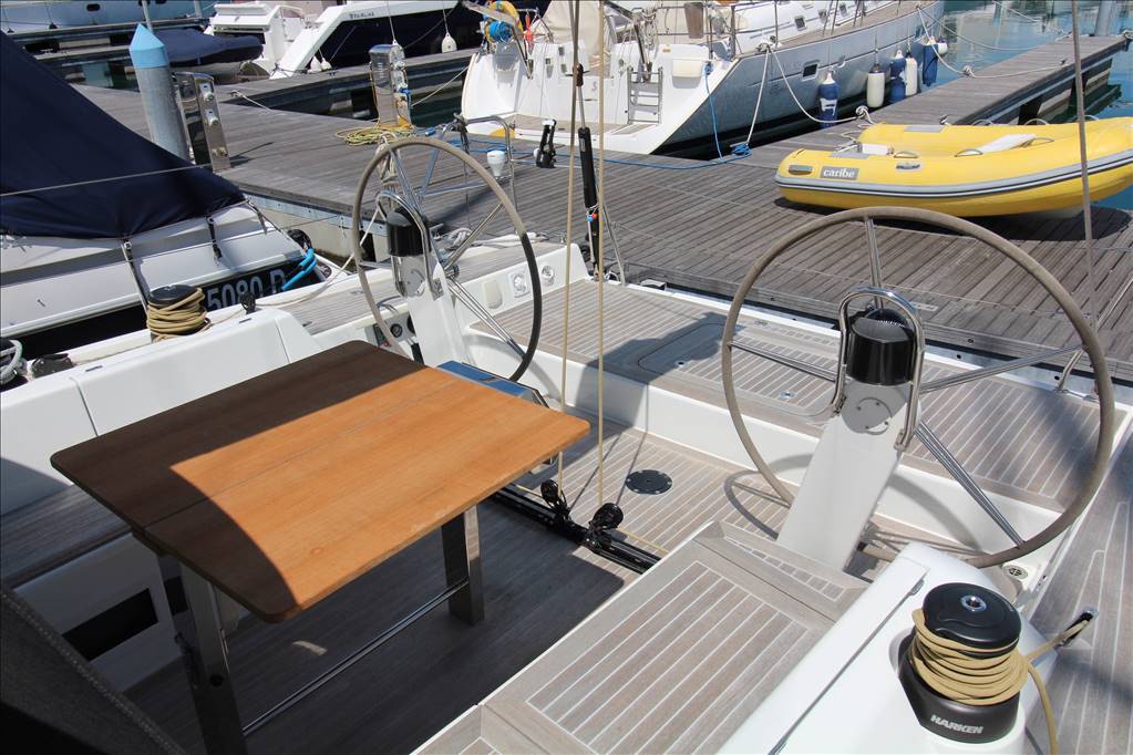 Solaris 44