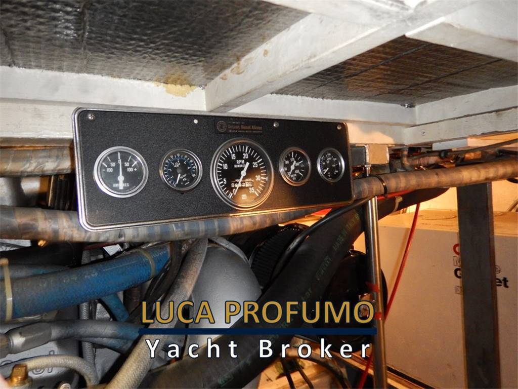 Hatteras yachts 45 convertible