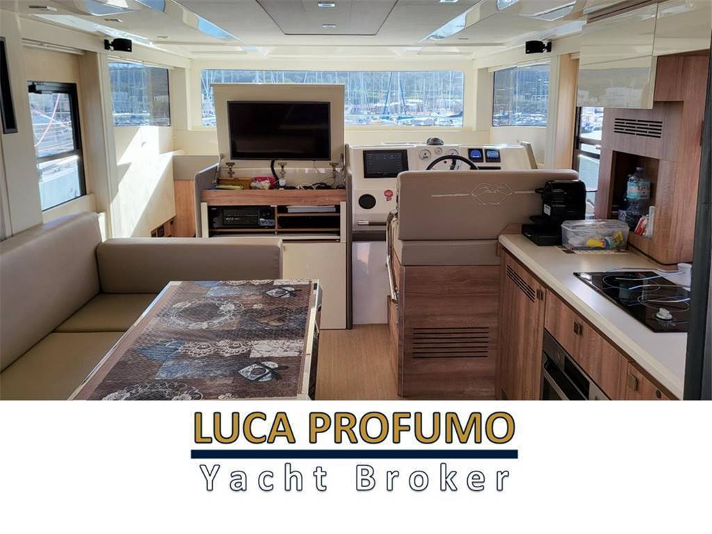 Cranchi T43 eco trawler 43