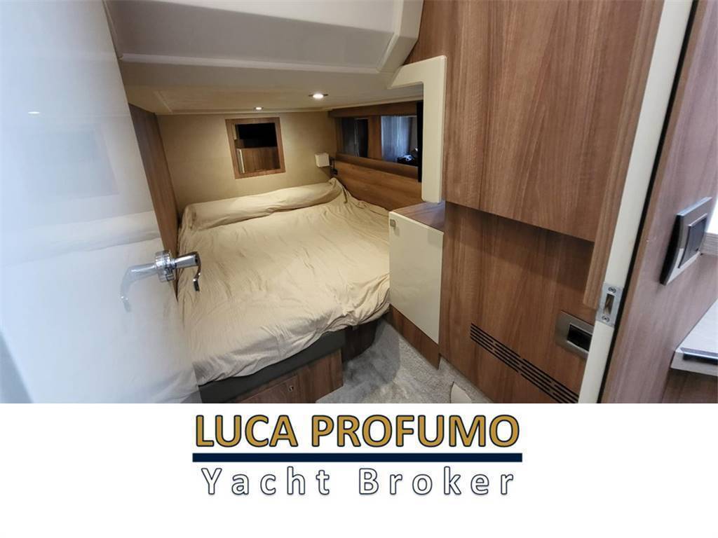 Cranchi T43 eco trawler 43