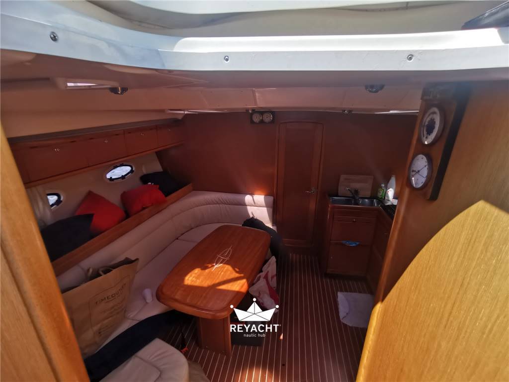Bavaria 37 sport