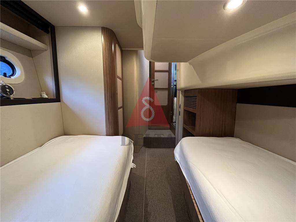 Azimut Magellano 43
