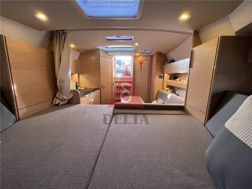 Bavaria S 33 hard top