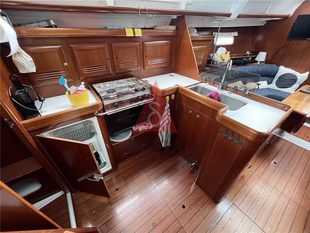Beneteau Oceanis 373