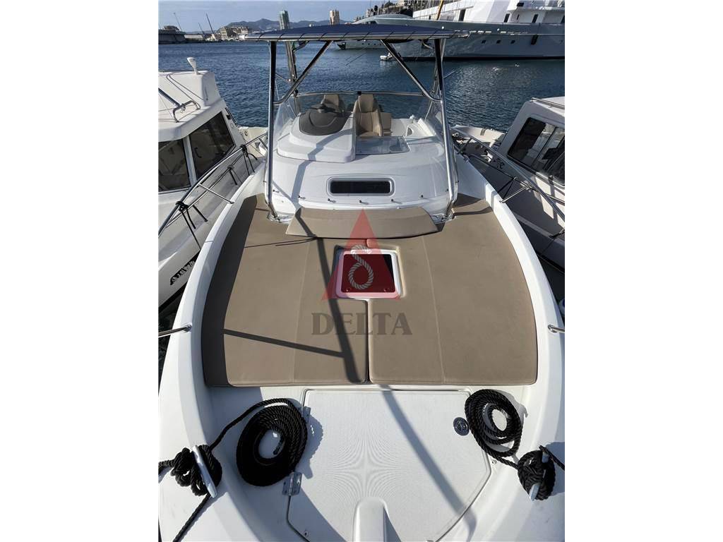 Jeanneau Cap camarat 8.5 wa