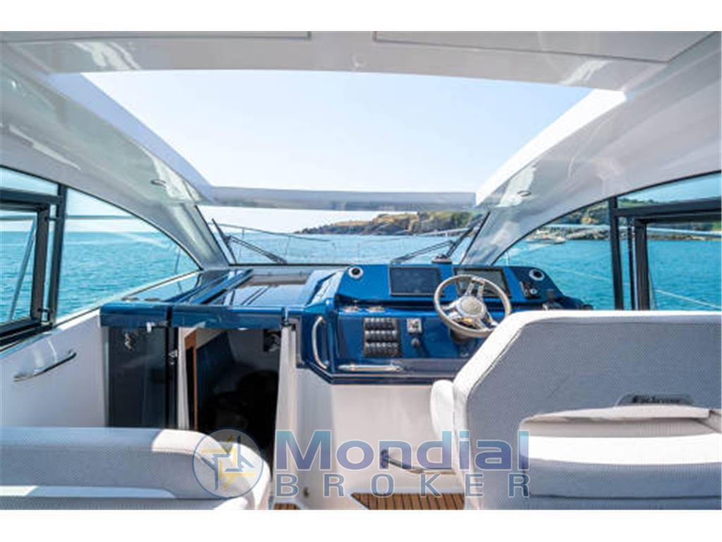 Beneteau Gran turismo 36 hard top in pronta conse