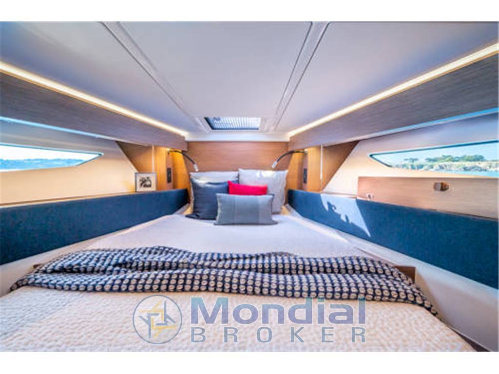 Beneteau Gran turismo 36 hard top in pronta conse
