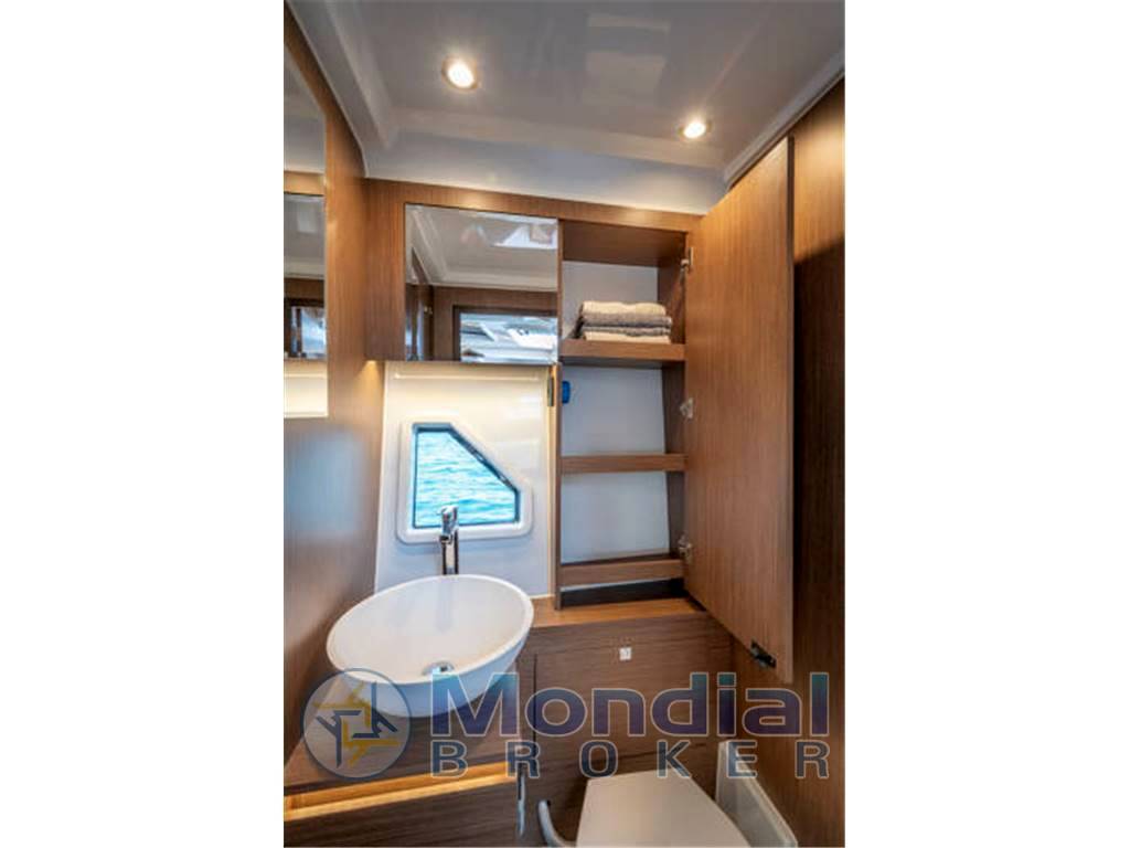 Beneteau Gran turismo 36 hard top in pronta conse