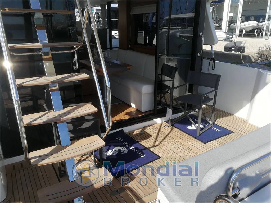 Beneteau Swift trawler 47 fly