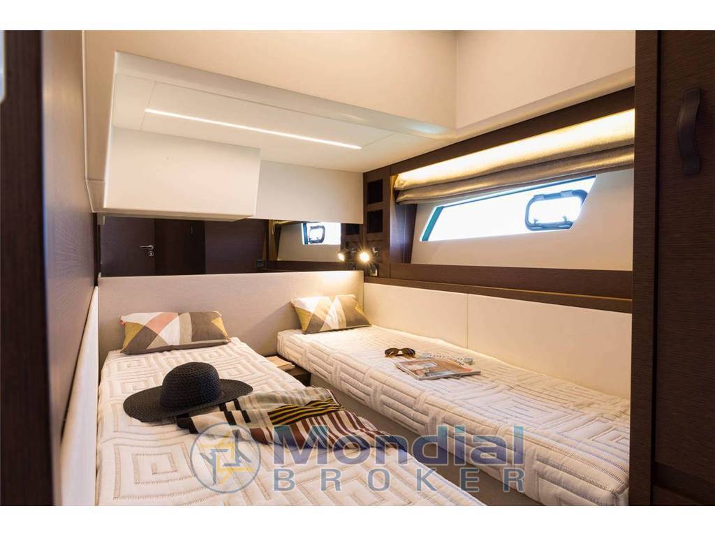 Prestige 520 fly