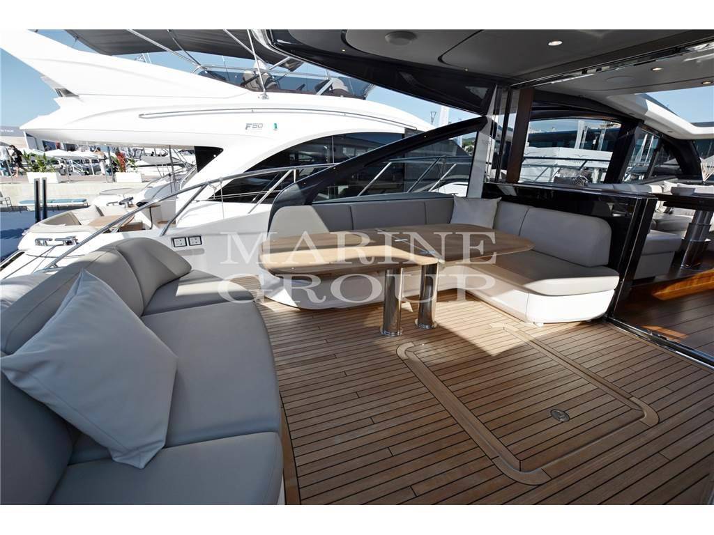 Princess yachts V55