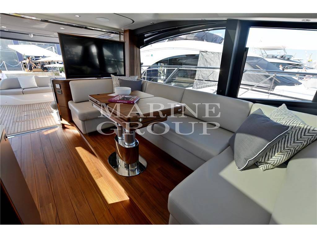 Princess yachts V55