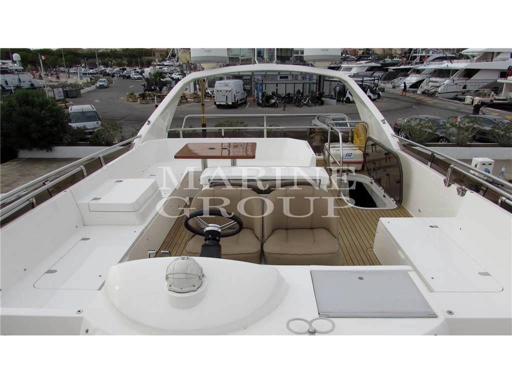 Princess yachts 62 flybridge
