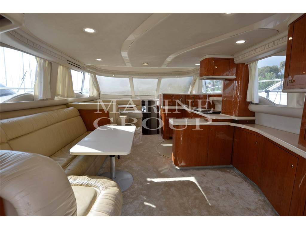 Sea ray 480 sedan bridge