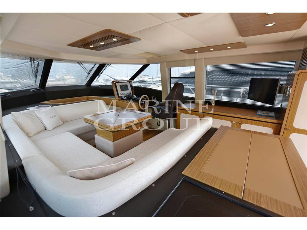 Azimut Magellano 53