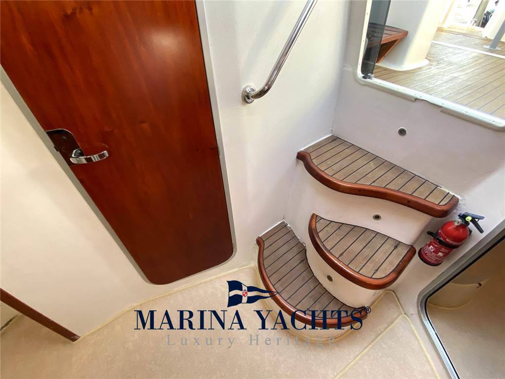 Saver 330 cabin sport