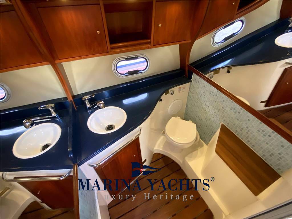 Saver 330 cabin sport
