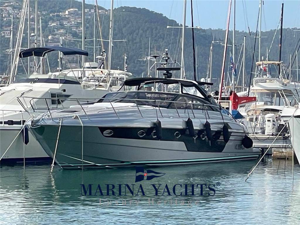 Princess yachts V55