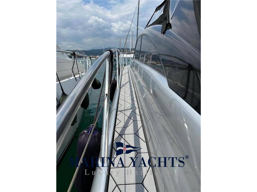 Princess yachts V55
