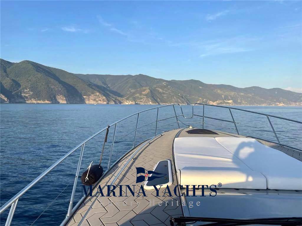 Princess yachts V55